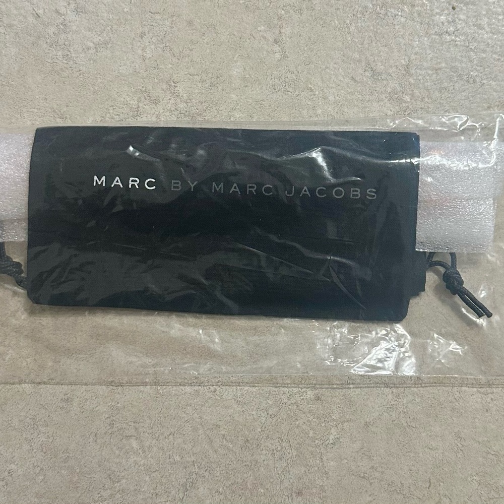 Marc Jacobs Rose Gold Chunky Chain Bracelet - Picture 3 of 3